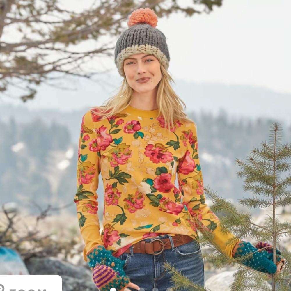 Sundance Melanie Blooms Thermal Top Floral Velvet Sleeve Yellow Red Cotton M